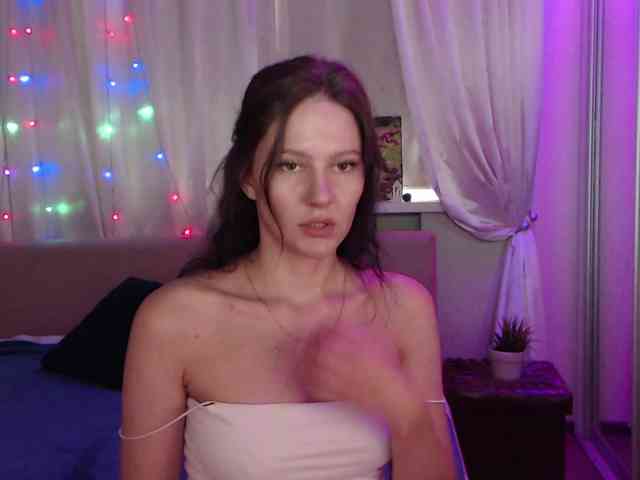 __--_-___---_-_-_- webcam