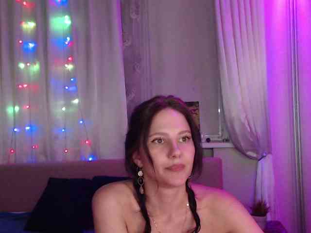 __--_-___---_-_-_- webcam