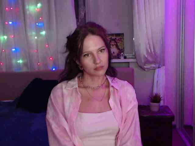__--_-___---_-_-_- webcam