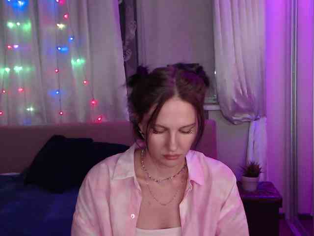 __--_-___---_-_-_- webcam