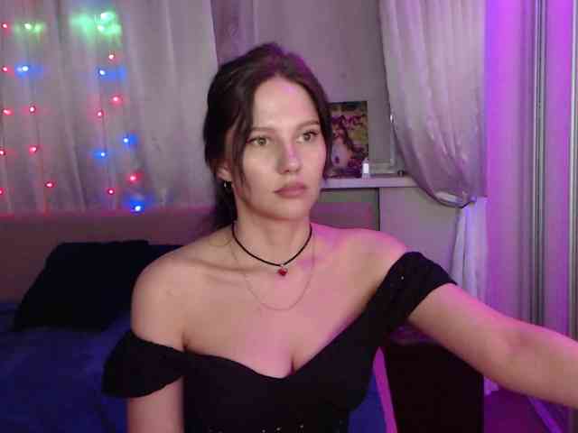 __--_-___---_-_-_- webcam