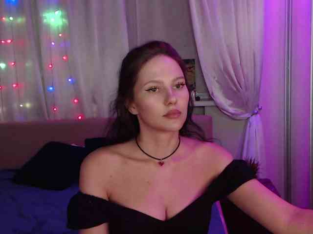 __--_-___---_-_-_- webcam