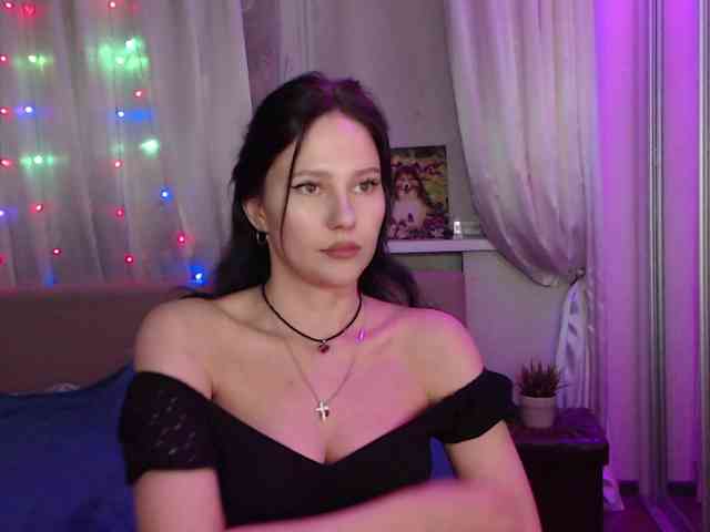 __--_-___---_-_-_- webcam