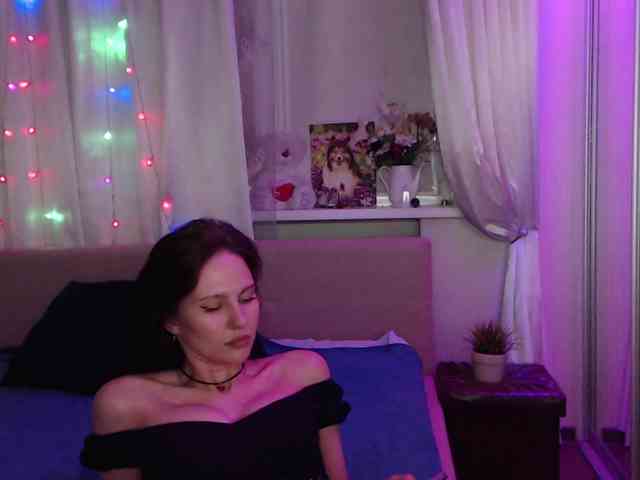 __--_-___---_-_-_- webcam