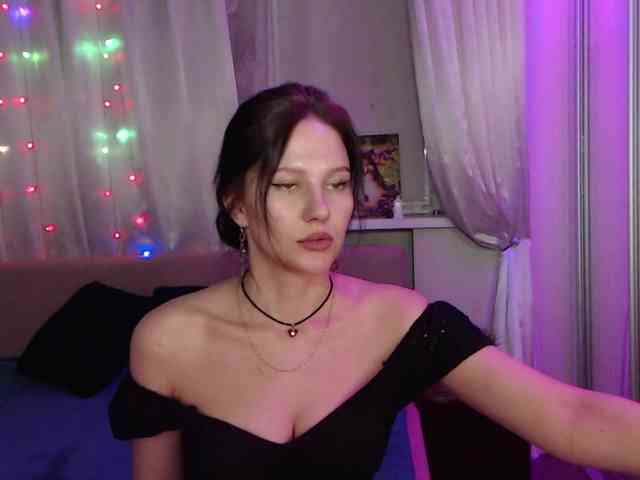 __--_-___---_-_-_- webcam