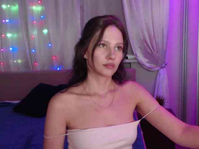 __--_-___---_-_-_- webcam