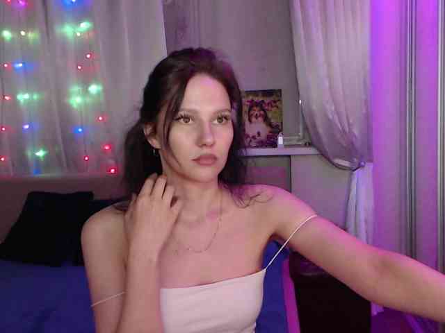 __--_-___---_-_-_- webcam