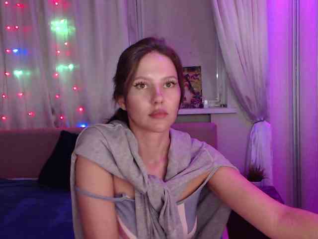 __--_-___---_-_-_- webcam