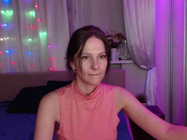 __--_-___---_-_-_- webcam