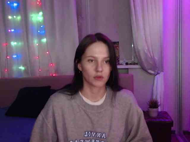 __--_-___---_-_-_- webcam