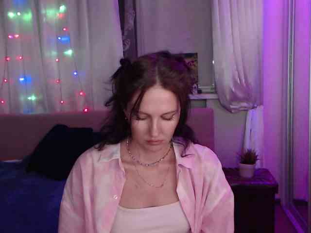__--_-___---_-_-_- webcam