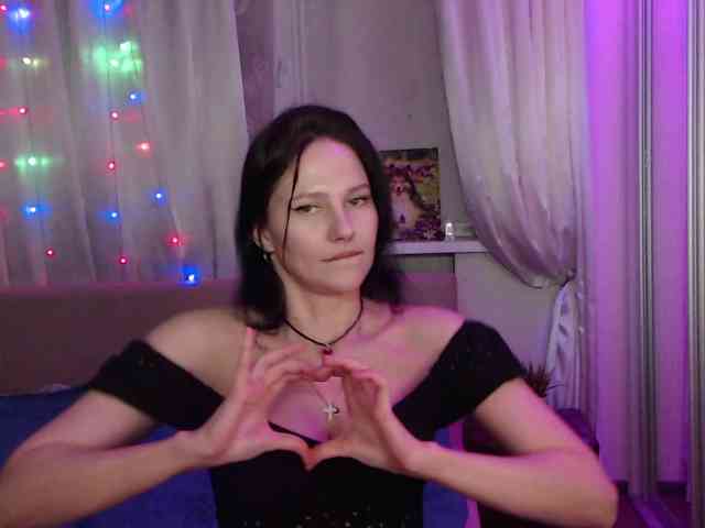 __--_-___---_-_-_- webcam