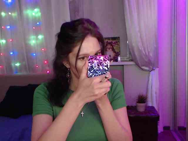 __--_-___---_-_-_- webcam