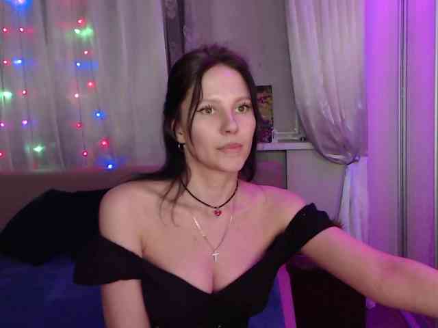 __--_-___---_-_-_- webcam