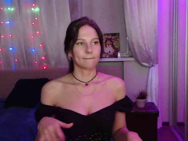 __--_-___---_-_-_- webcam