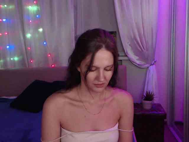 __--_-___---_-_-_- webcam