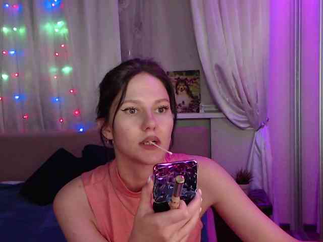 __--_-___---_-_-_- webcam