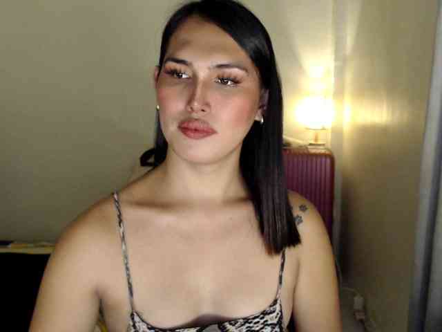QueenScarletCumx Sex Cam Show