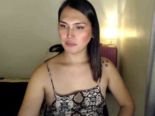 QueenScarletCumx Sex Cam Show