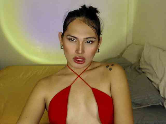 QueenScarletCumx