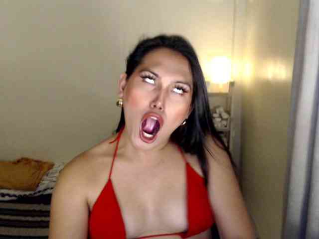 QueenScarletCumx Live Webcam on BongaCams