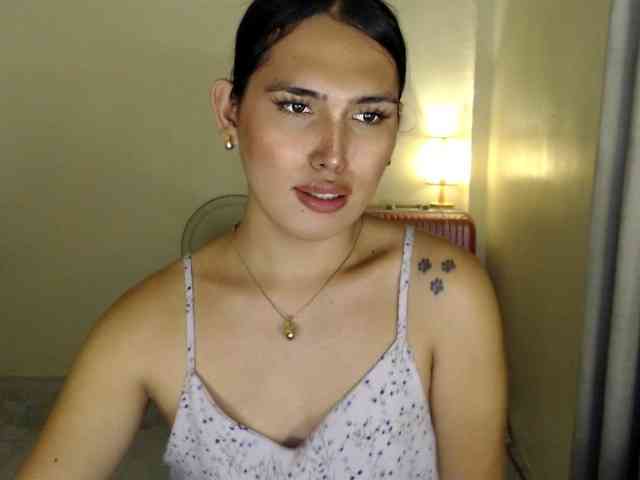 QueenScarletCumx Sex Cam Show