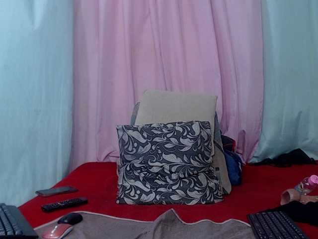 KarinaMolina live cam on BongaCams
