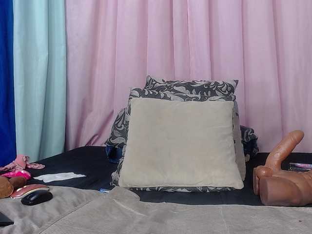 KarinaMolina live cam on BongaCams