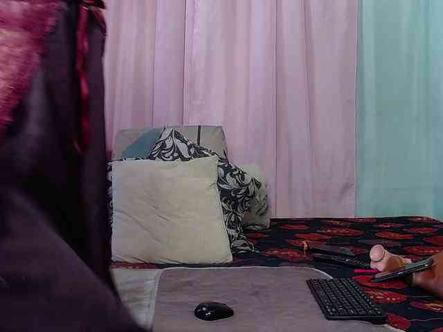 KarinaMolina webcam
