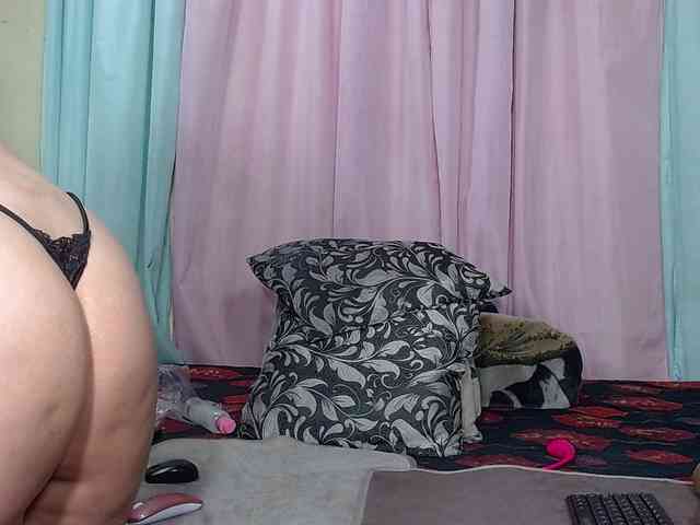 KarinaMolina webcam