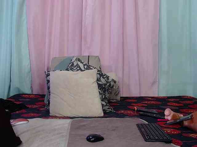 KarinaMolina webcam