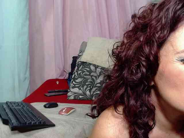 KarinaMolina webcam