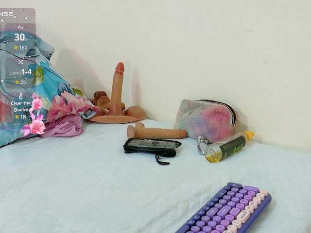 kinkyhousewifee