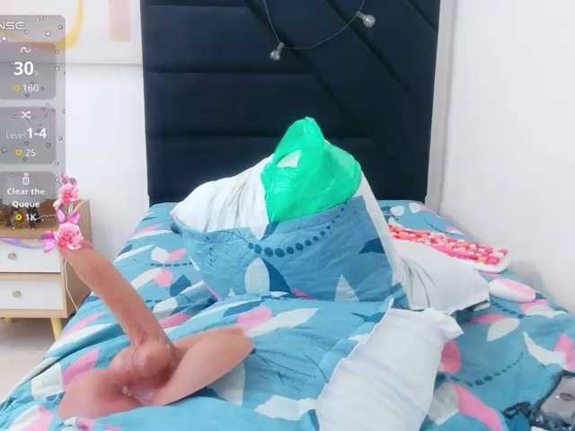 kinkyhousewifee