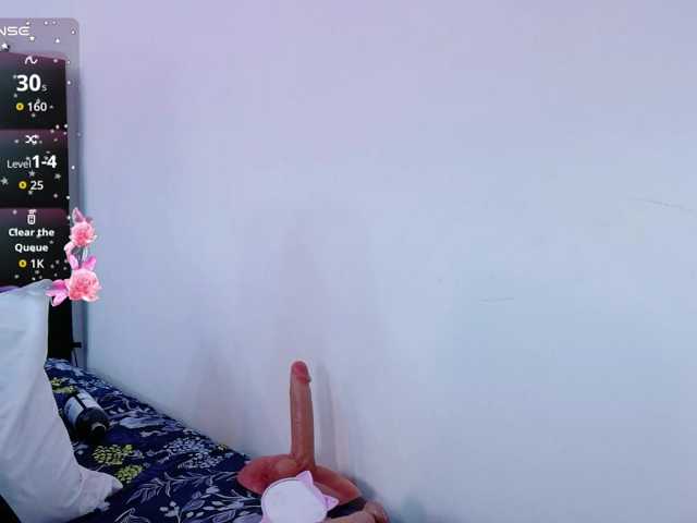 kinkyhousewifee