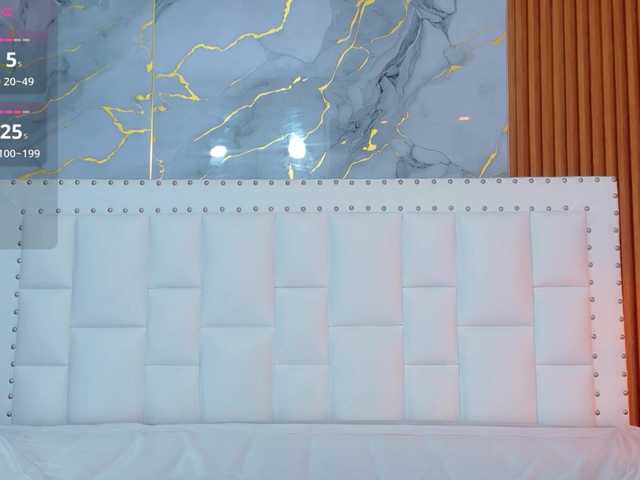 kinkyhousewifee's BongaCams show and profile