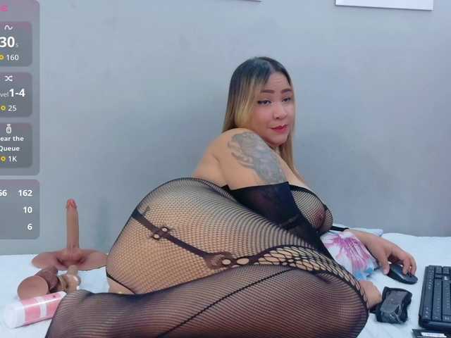 kinkyhousewifee