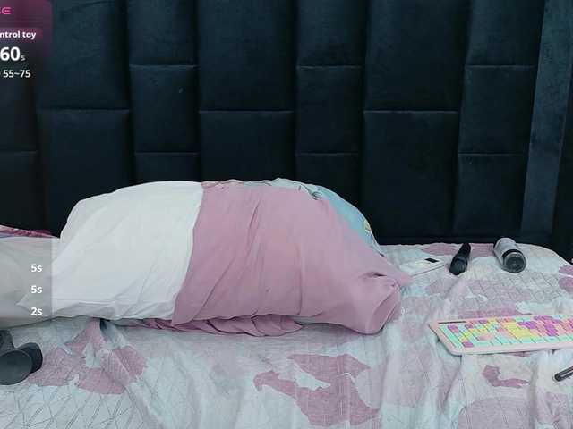 kinkyhousewifee live cam on BongaCams