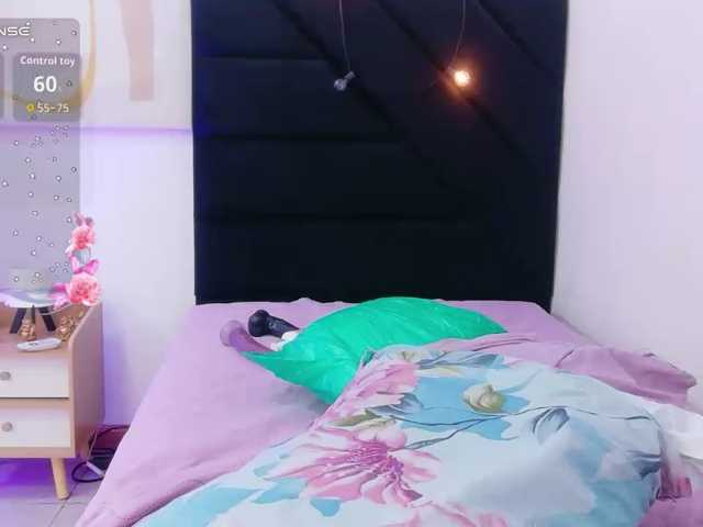 kinkyhousewifee live cam