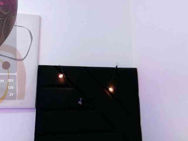 kinkyhousewifee webcam