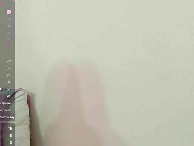 kinkyhousewifee webcam
