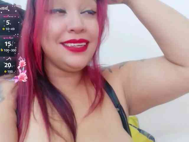 kinkyhousewifee