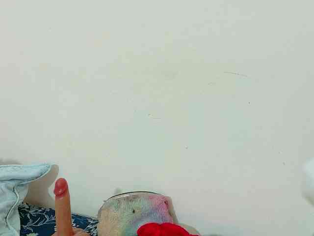 kinkyhousewifee webcam