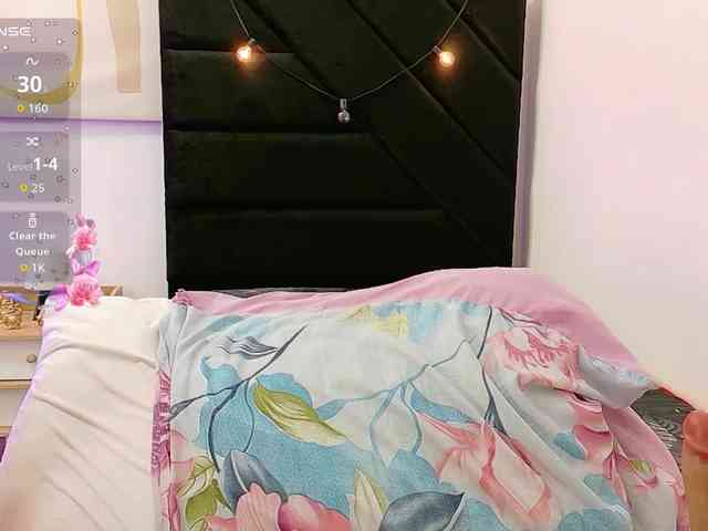 kinkyhousewifee's live room