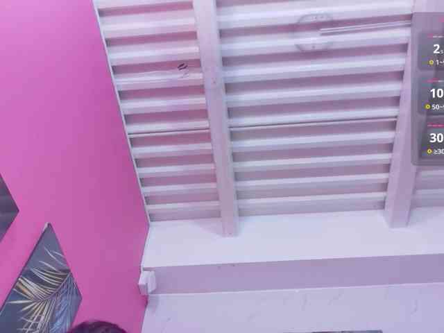 kinkyhousewifee webcam