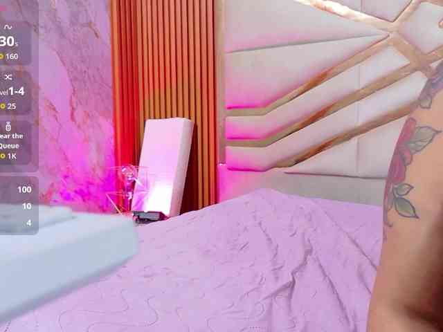 kinkyhousewifee's live room