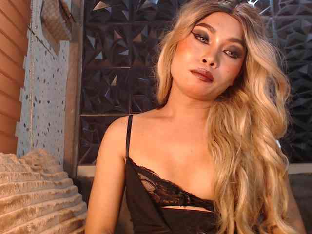 Majas_suckablecock