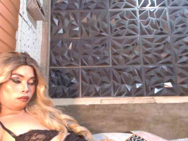Majas_suckablecock