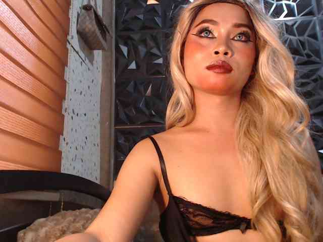Majas_suckablecock