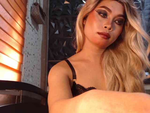 Majas_suckablecock